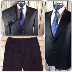 Jos A Bank Executive Collection 2Piece Suit Men 44